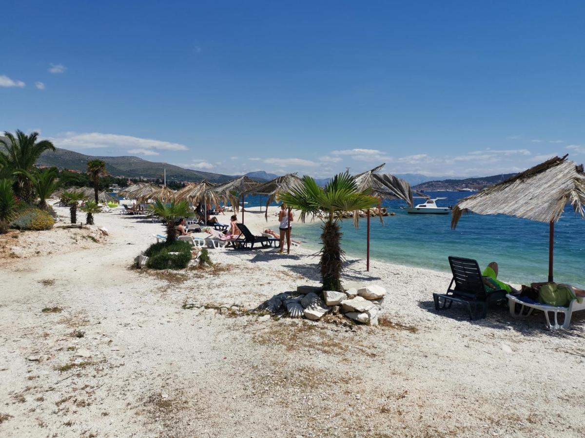 Villa Kairos Donji Seget Eksteriør bilde